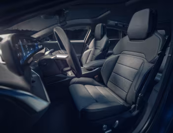 Интерьер 2023–н.в. Lucid Air Sapphire [North America] '2023–н.в.