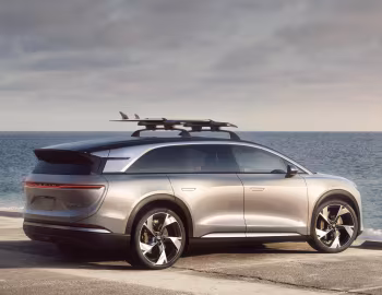 2025–pr. Lucid Gravity Grand Touring [North America] '2024–pr.