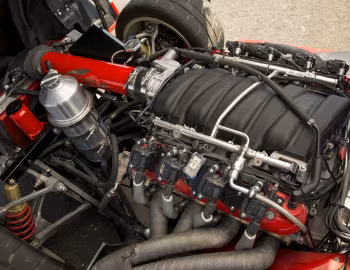 Under The Hood Lucra LC470 '2013–pr.
