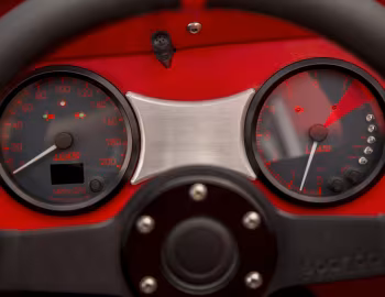 Dashboard Lucra LC470 '2013–pr.
