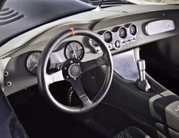 Передня панель Lucra LC470 R '2013–н.ч.