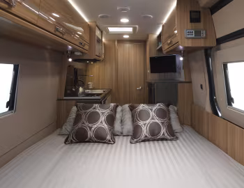 Interior 2015–17 Lunar Landstar EWS (Br.906) '2014–17