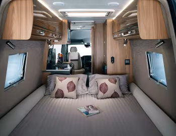 Interior 2015–17 Lunar Landstar EWS (Br.906) '2014–17