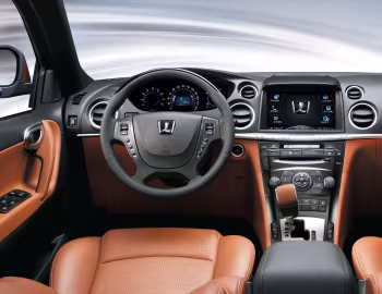 Panel frontal Luxgen 7 SUV '2010–13