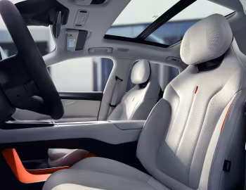 Інтэр'ер Lynk & Co 07 EM-P '2024–25