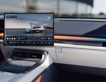 Інтэр'ер Lynk & Co 07 EM-P '2024–25