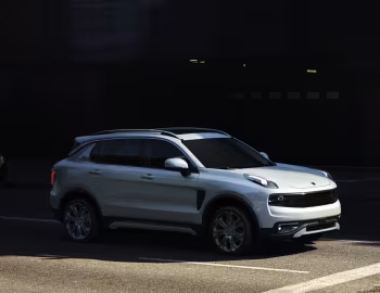 Lynk & Co 01 Xing Pro (CX11) '2017–20