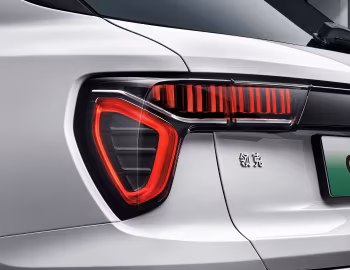 Lynk & Co 01 PHEV (CX11) '2018–20