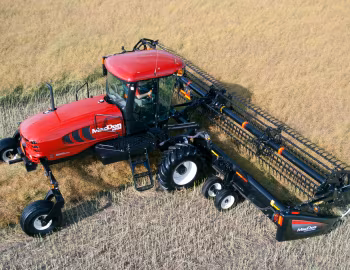 MacDon M155 '2011–18