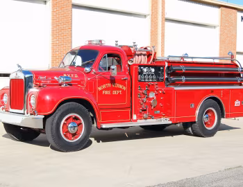 1963 Mack B95F Fire Engine (1223)