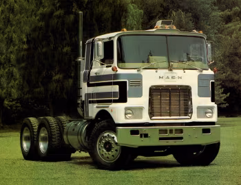 Mack F700 '1962–79