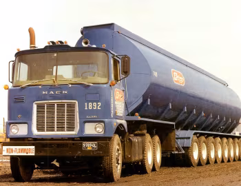 Mack F700 '1962–79