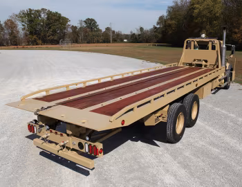 Mack Granite 6×4 with Century Carrier '2010