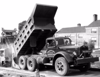 Mack LJSWX '1940–56