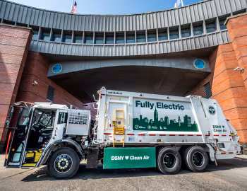 Mack LR Electric Refuse Truck demonstrator '05.2019