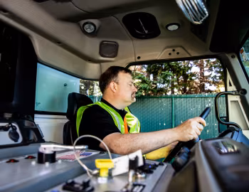 Interior Mack LR Electric Refuse Truck demonstrator '05.2019