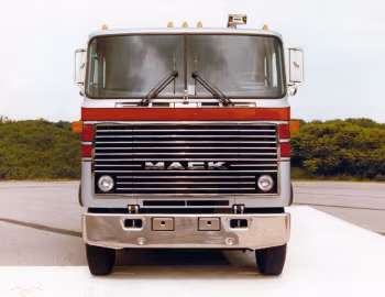 Mack MH Ultra-Liner Tractor Truck '1982–90