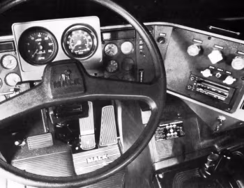 Painel frontal Mack MH Ultra-Liner Tractor Truck '1982–90