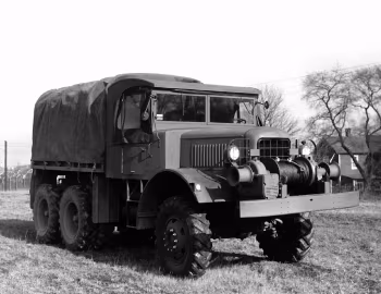 Mack NO-1 7 ½-ton 6×6 '1940