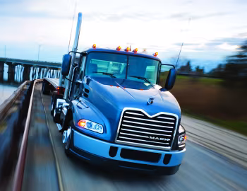 Mack Pinnacle AB Day Cab '2011–17