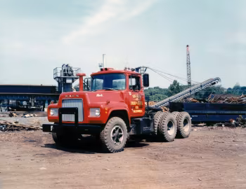 Mack RB Tractor Truck