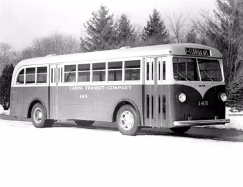 1942 Mack RC-3G
