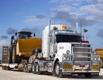 Mack Super-Liner "100 Years" [Australia] '2019