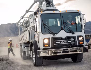 Mack TerraPro 6×4 Concrete Pumper '2013–pr.
