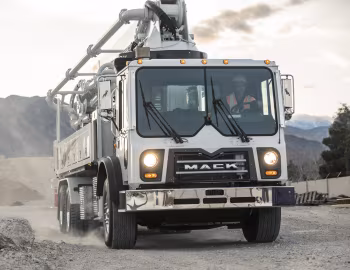 Mack TerraPro 6×4 Concrete Pumper '2013–pr.