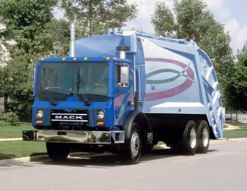 Mack TerraPro 6×4 Rear Loader Refuse Truck '2007–pr.