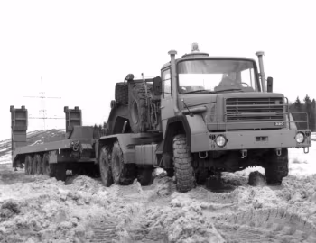 Magirus-Deutz 320 D 33 AS Sattelzugmaschine
