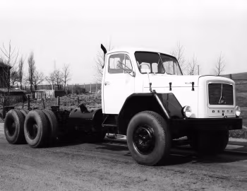 Magirus-Deutz 210 D 22 6×4 [RHD] '1965–68