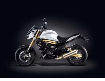 Mahindra Mojo '10.2015–12.2017