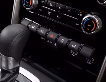Інтер'єр Mahindra Scorpio-N [South Africa] '2023–н.ч.