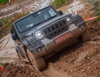 Mahindra Thar Roxx '2024–pr.