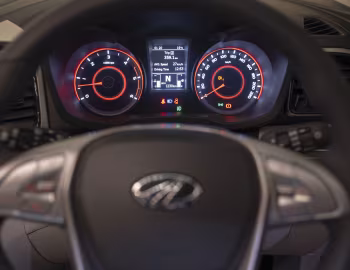 Комбінація приладів Mahindra XUV300 [South Africa] '2019–24