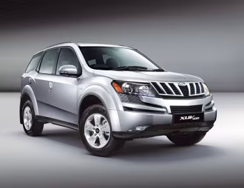 Mahindra XUV500 '2011–15
