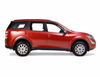 Mahindra XUV500 '05.2015–04.2018