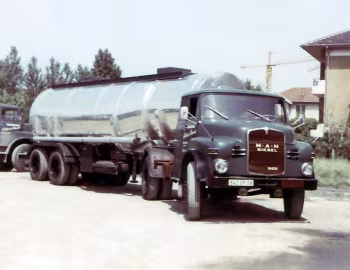 MAN 10.212 HS '1965–66