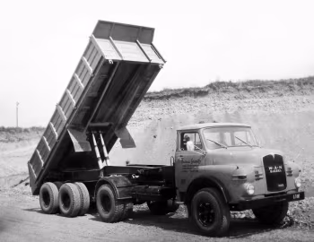 MAN 13.212 HS '1963–67
