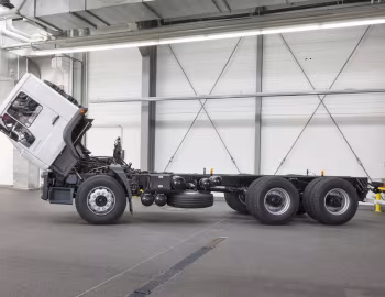 MAN CLA 31.300 Chassis Cab [LHD] '2016–18