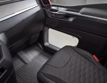 Interior MAN eTGX 20.600 4×2 Individual Lion S tractor '2026