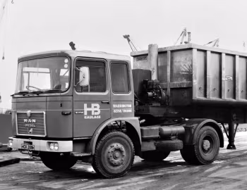 MAN 16.232 FS [UK-spec] '1974–78