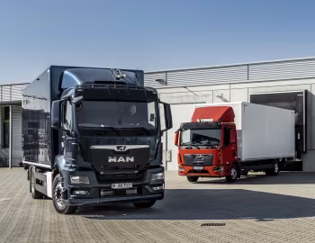 MAN TGS 18.330 mit Walther Kofferaufbau, MAN TGL 12.250 mit Junge Kofferaufbau