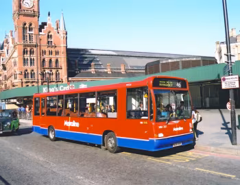 MAN 11.220 Marshall C37 [UK-spec] (B38F) '1996