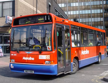 MAN 11.220 Marshall C37 [UK-spec] (B38F) '1996