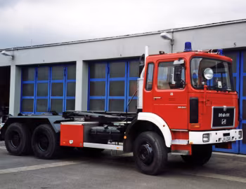 MAN 26.240 DF WLF mit Meiller Schnellwechselsysteme Typ RK (F 8) '1984–????