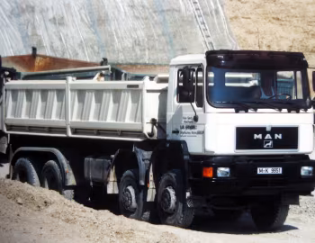 MAN 35.332 VFAK Meiller Dreiseitenkipper (F90) '1988–95
