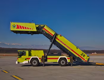 Maurer M-TGM 18.340 4×4 BB Rettungstreppenfahrzeug Rosenbauer E5000 [Switzerland] '2014