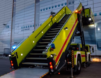 Maurer M-TGM 18.340 4×4 BB Rettungstreppenfahrzeug Rosenbauer E5000 '2014–pr.